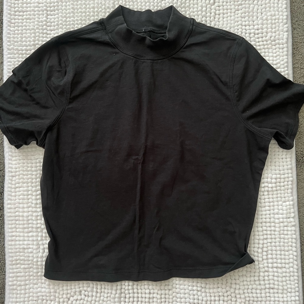 Lululemon Kitsilano Mock Top